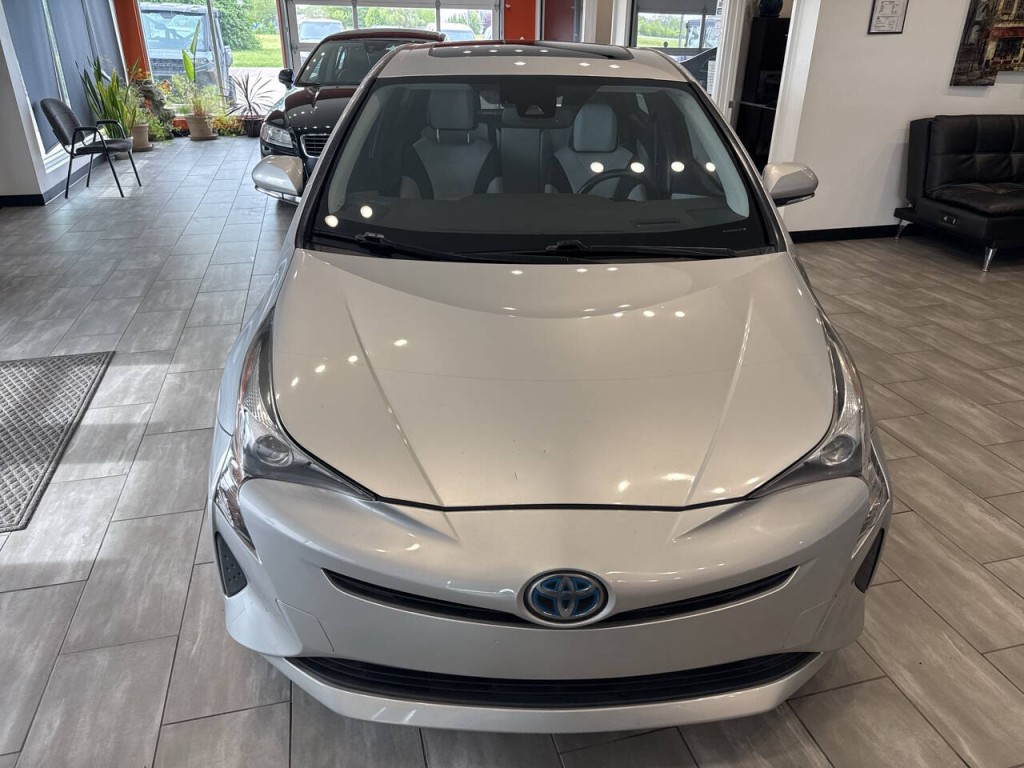 2016 Toyota Prius Image 5