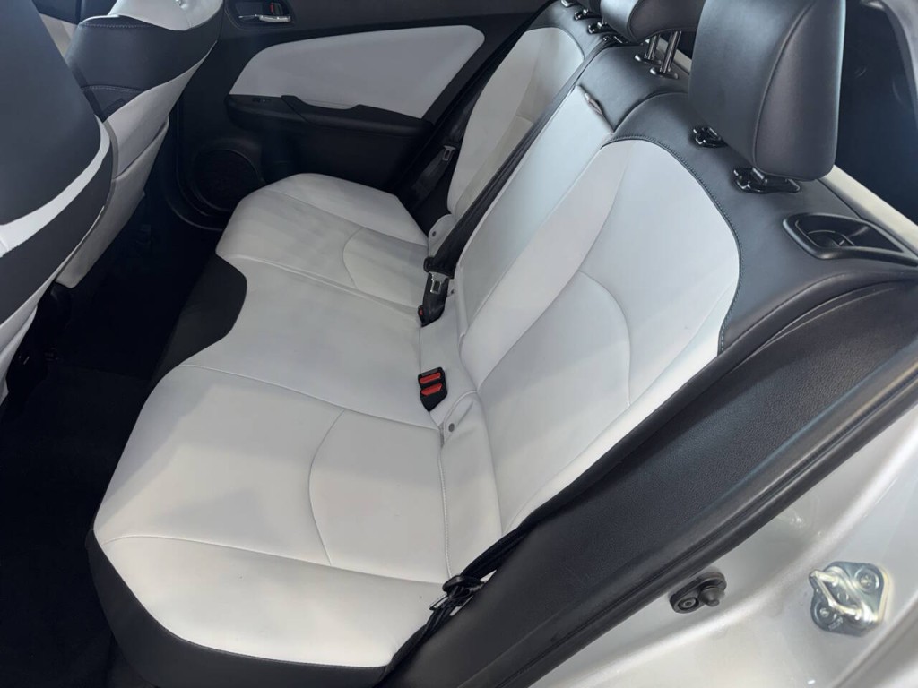 2016 Toyota Prius Image 28