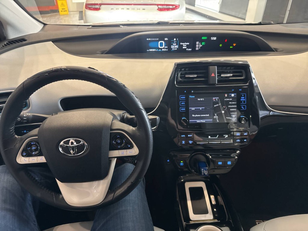 2016 Toyota Prius Image 30