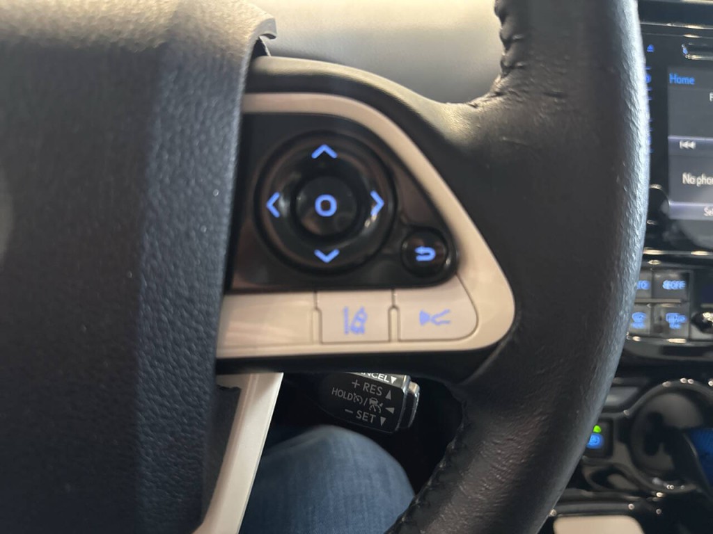 2016 Toyota Prius Image 34