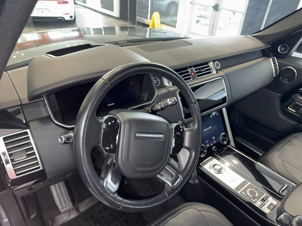 2019 Land Rover Range Rover Image 24