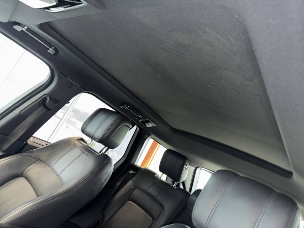2019 Land Rover Range Rover Image 25