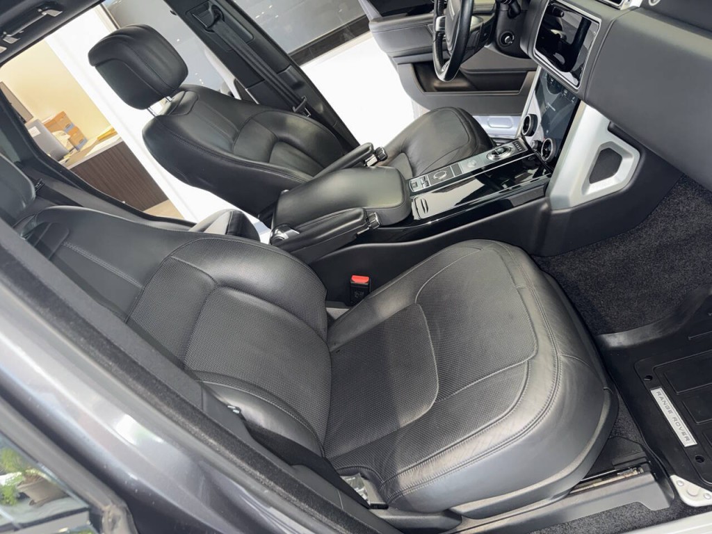 2019 Land Rover Range Rover Image 33