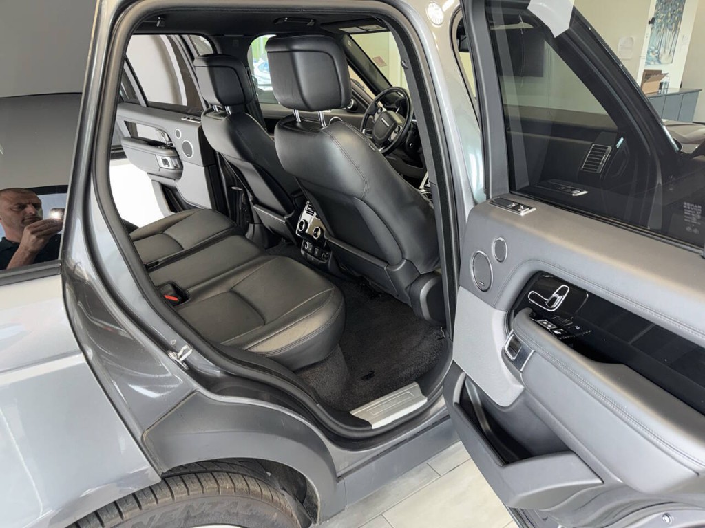 2019 Land Rover Range Rover Image 34
