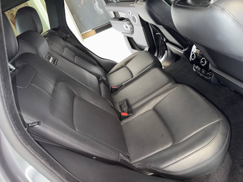 2019 Land Rover Range Rover Image 35