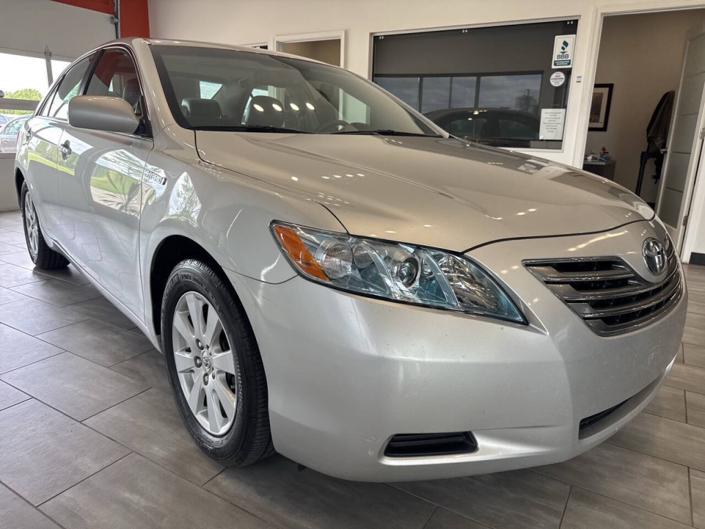 2009 Toyota Camry Image 2
