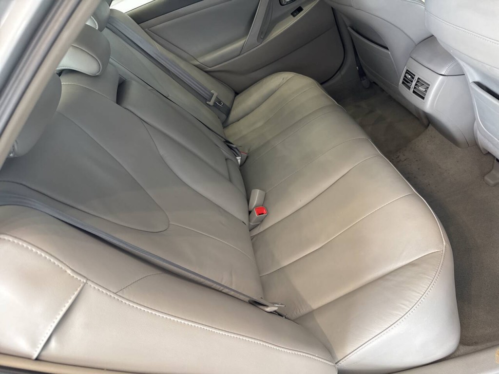 2009 Toyota Camry Image 26