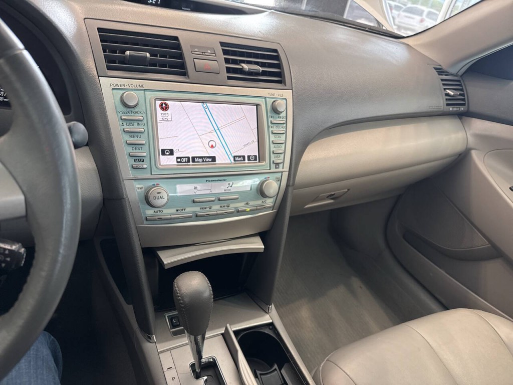 2009 Toyota Camry Image 30