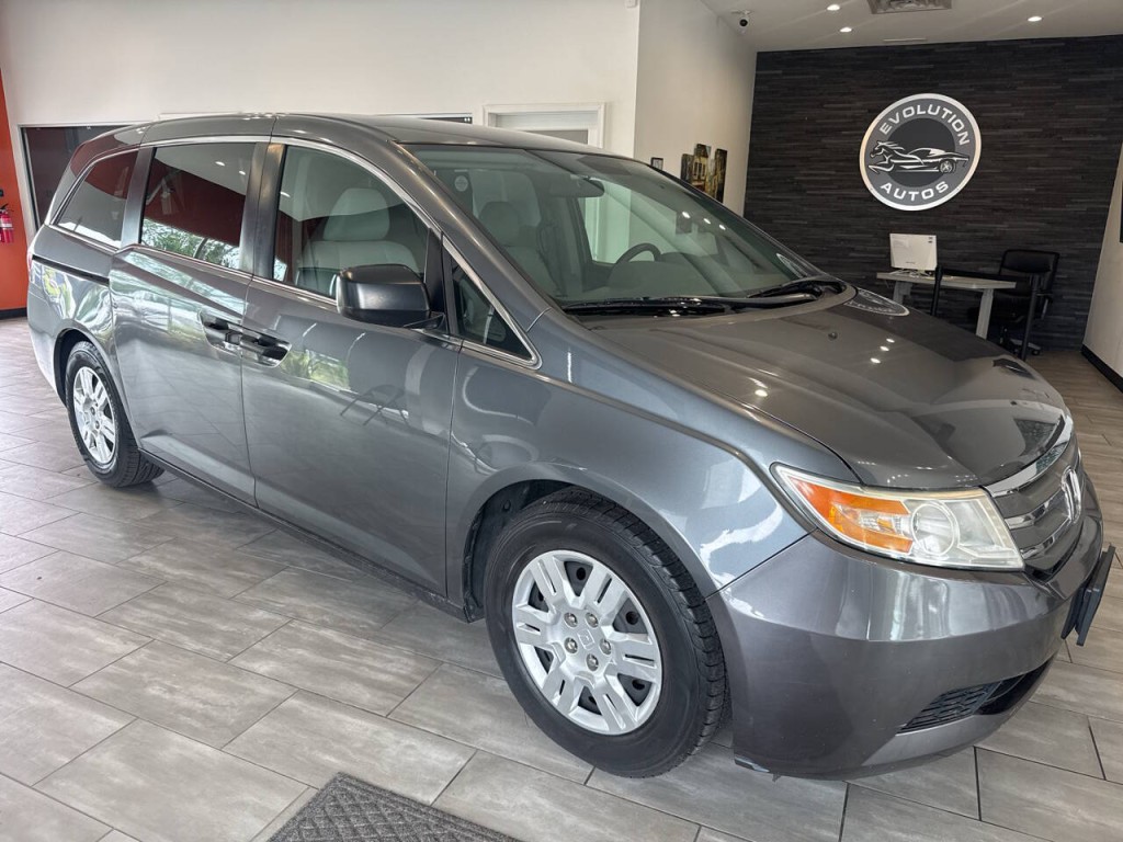 2013 Honda Odyssey Image 2