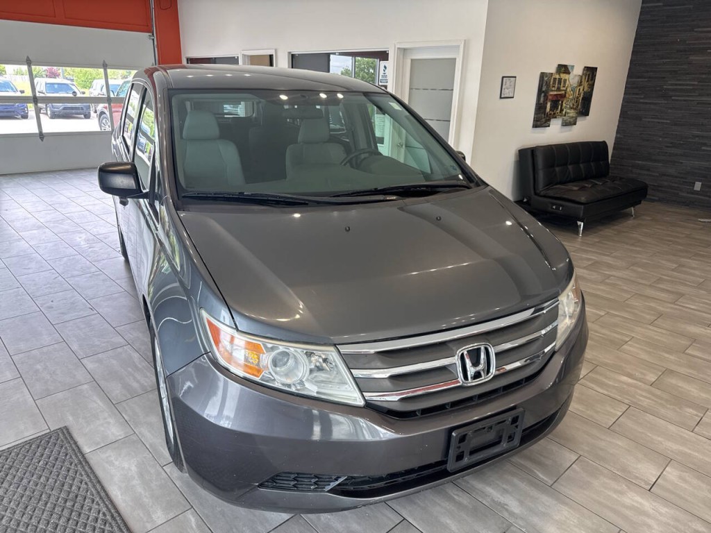 2013 Honda Odyssey Image 4