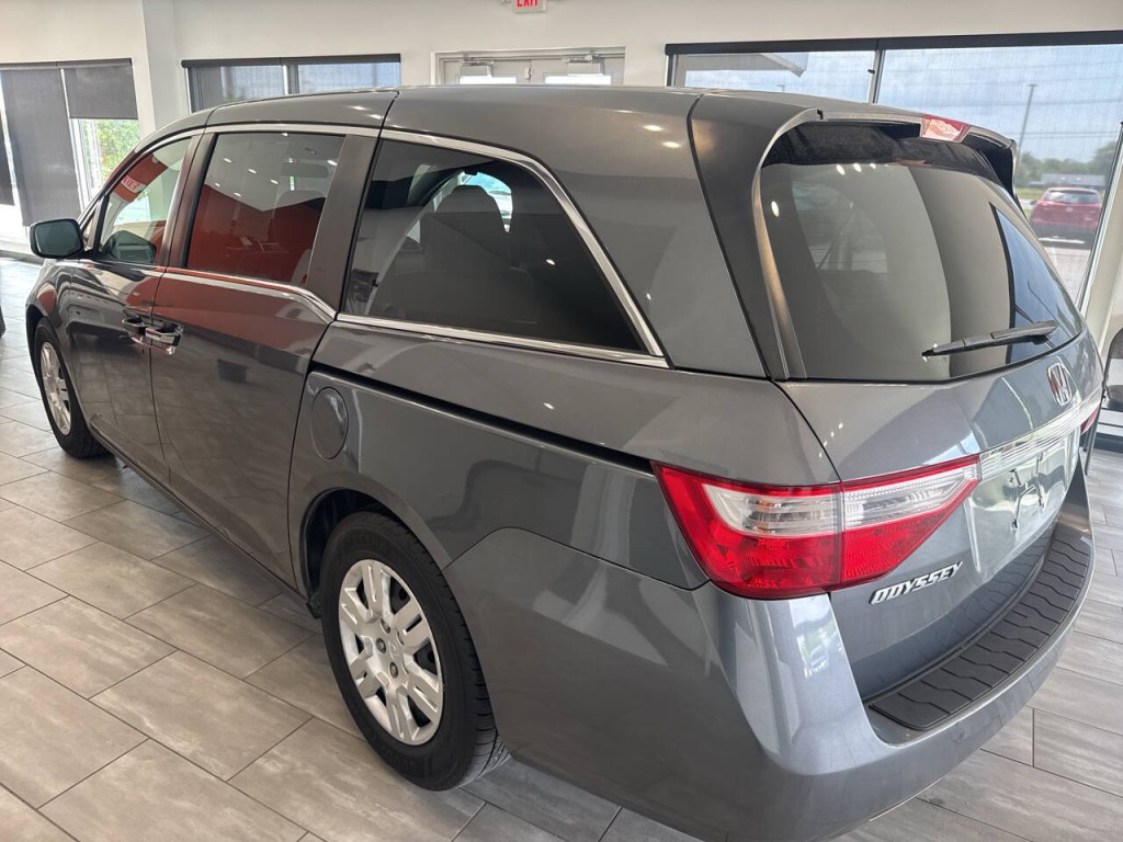 2013 Honda Odyssey Image 10