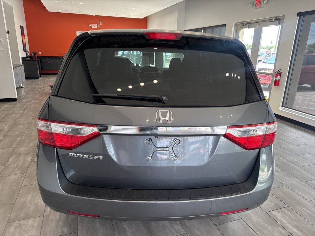 2013 Honda Odyssey Image 12
