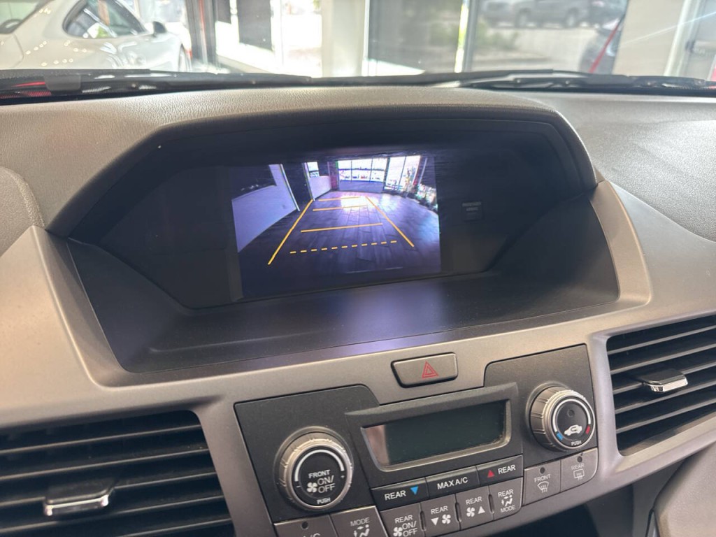 2013 Honda Odyssey Image 28
