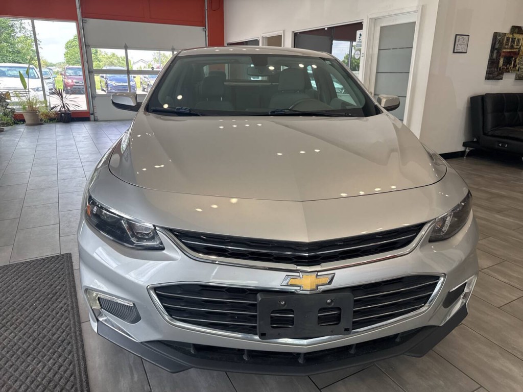 2018 Chevrolet Malibu Image 8