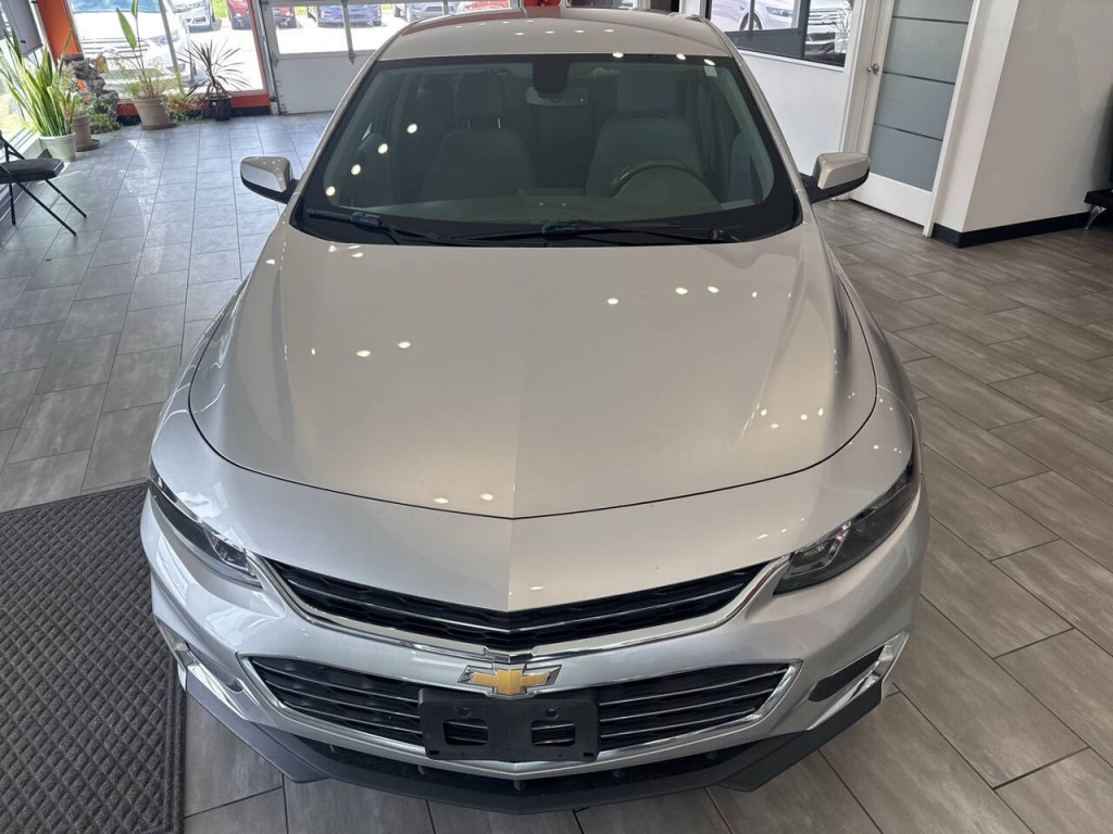 2018 Chevrolet Malibu Image 10