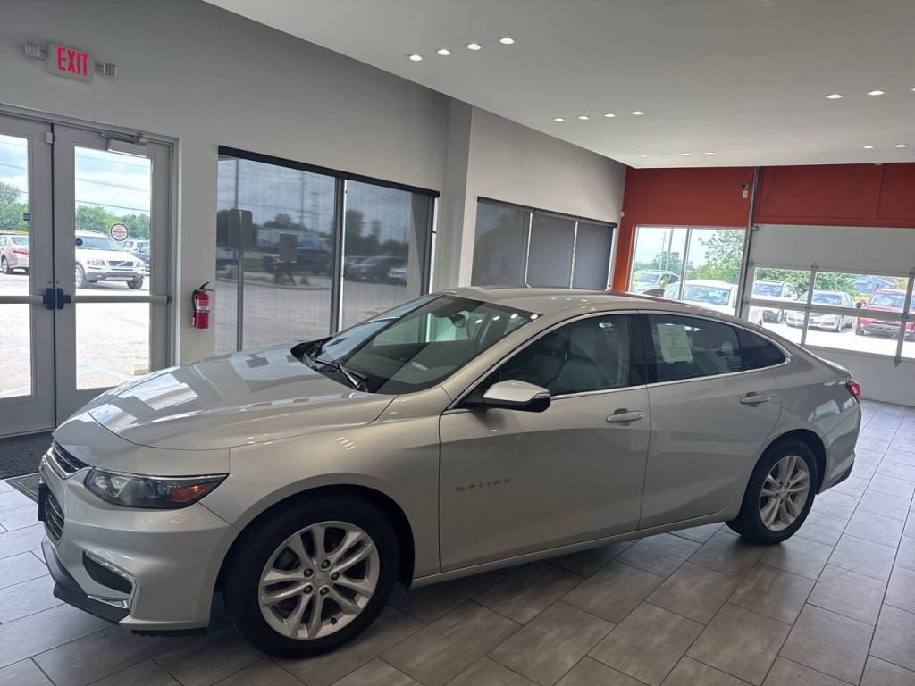 2018 Chevrolet Malibu Image 12