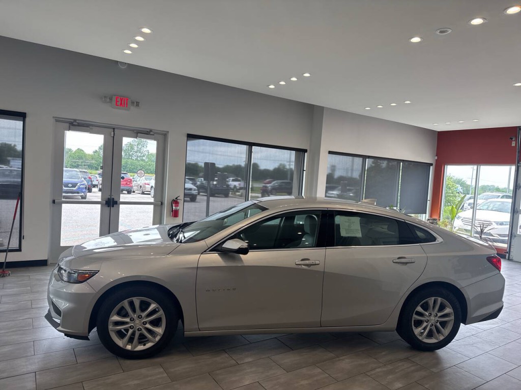 2018 Chevrolet Malibu Image 13