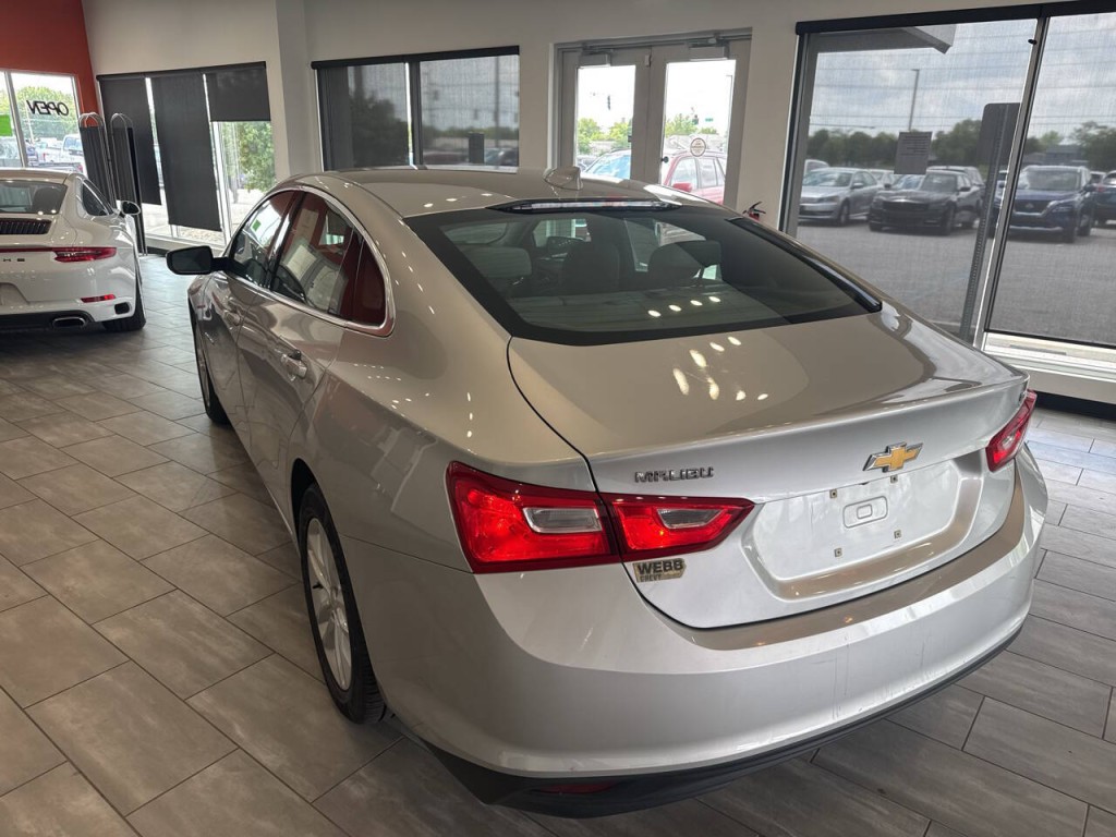 2018 Chevrolet Malibu Image 15