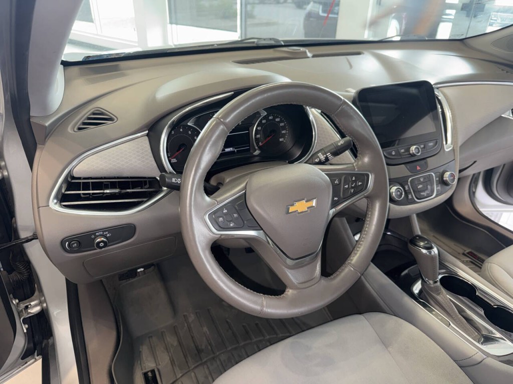 2018 Chevrolet Malibu Image 25