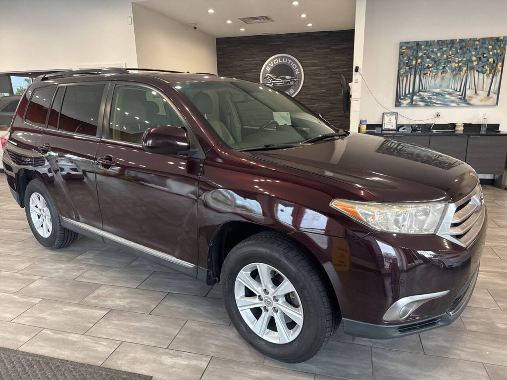 2011 Toyota Highlander Image 4