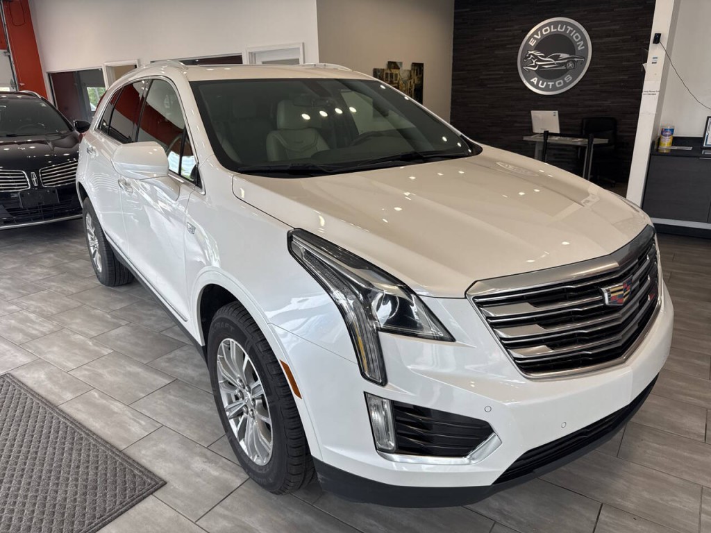 2017 Cadillac XT5 Image 2