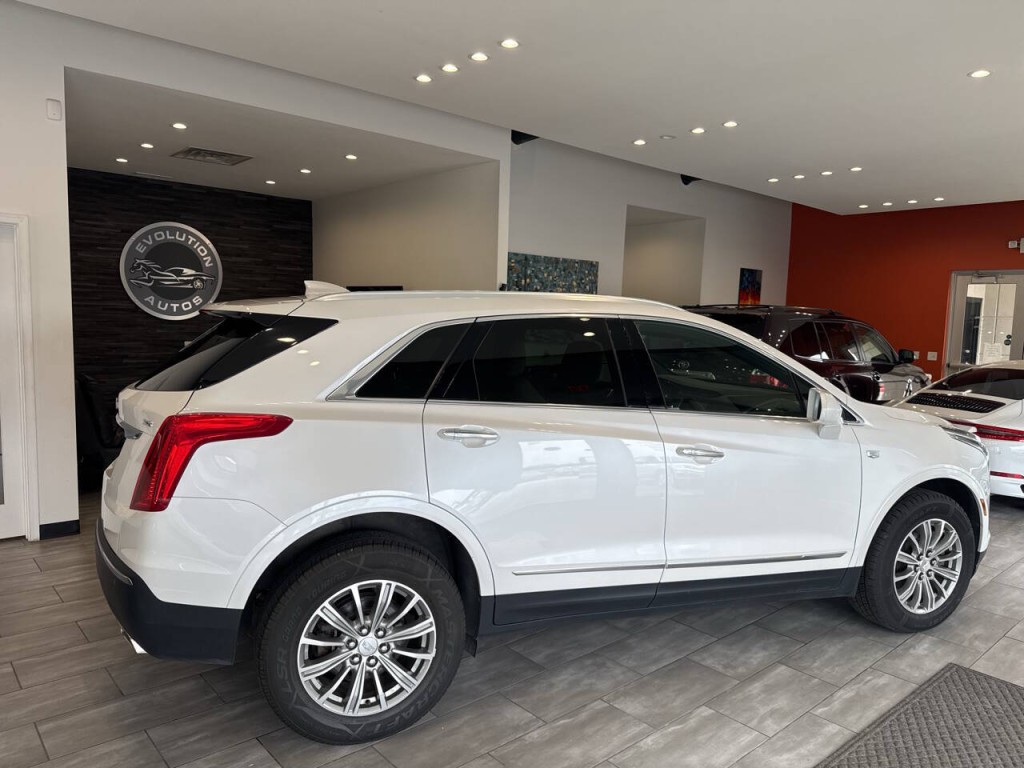 2017 Cadillac XT5 Image 12