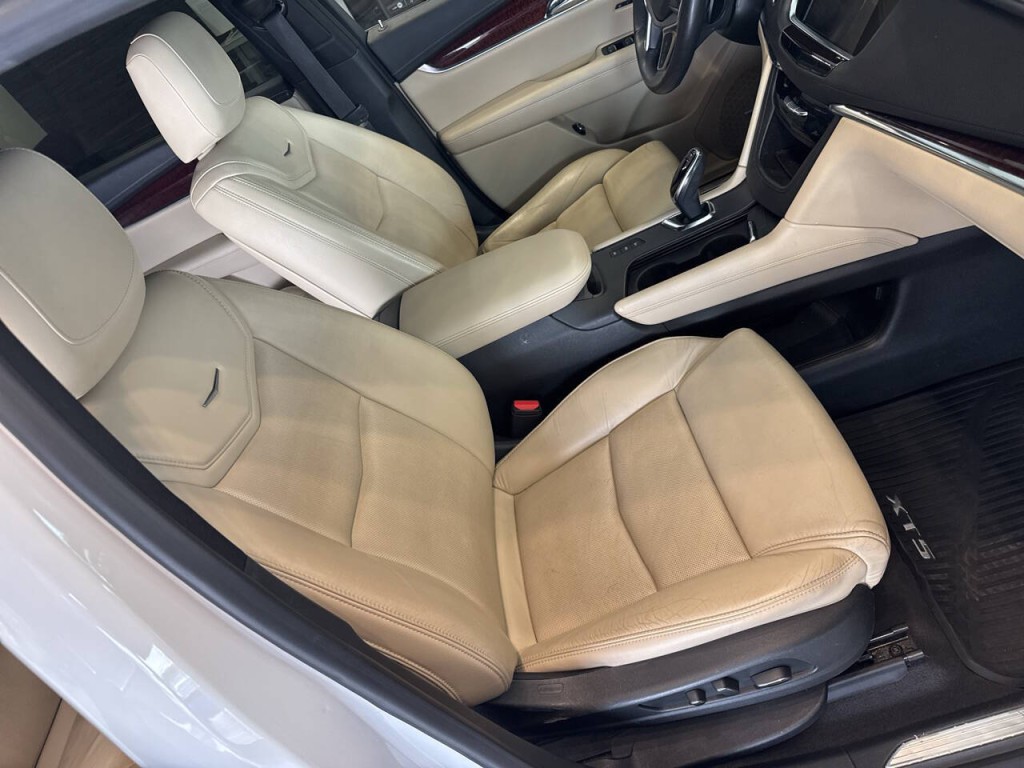 2017 Cadillac XT5 Image 18