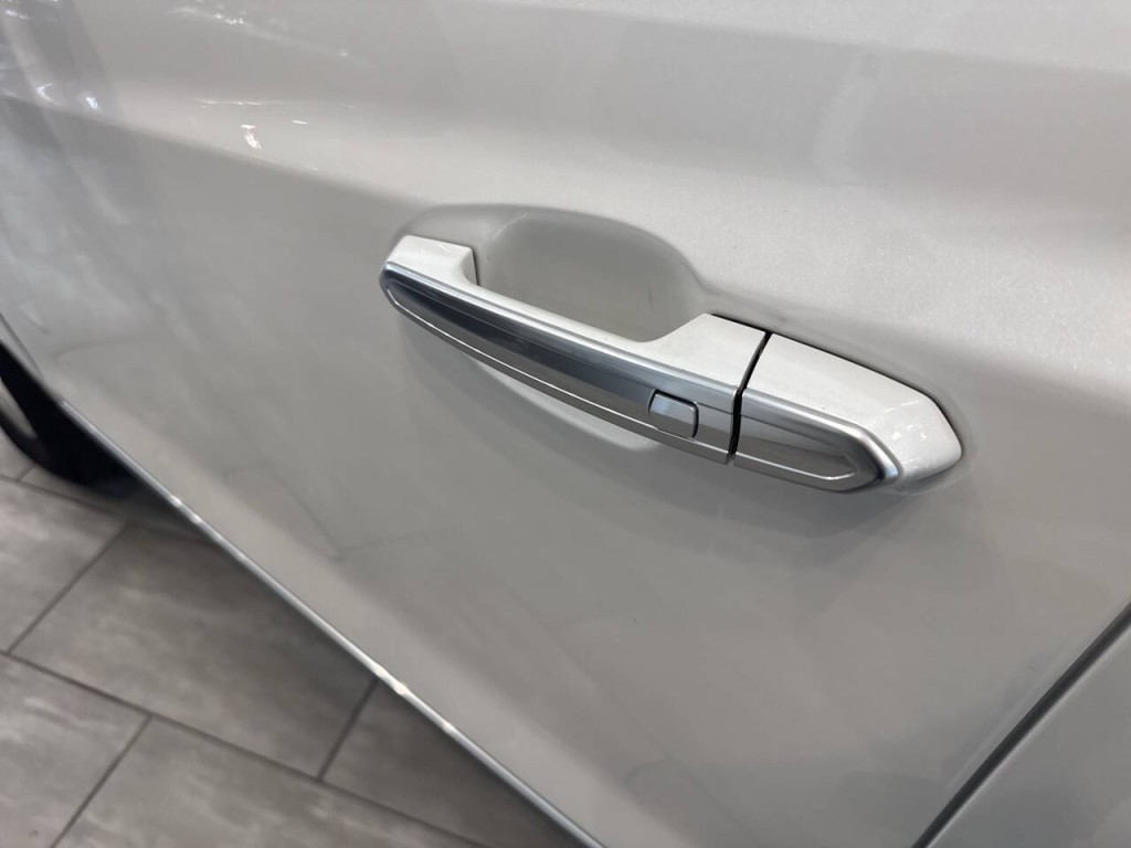 2017 Cadillac XT5 Image 24