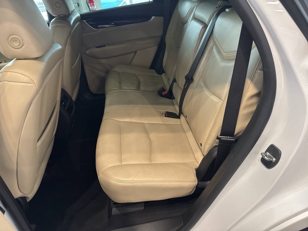 2017 Cadillac XT5 Image 29
