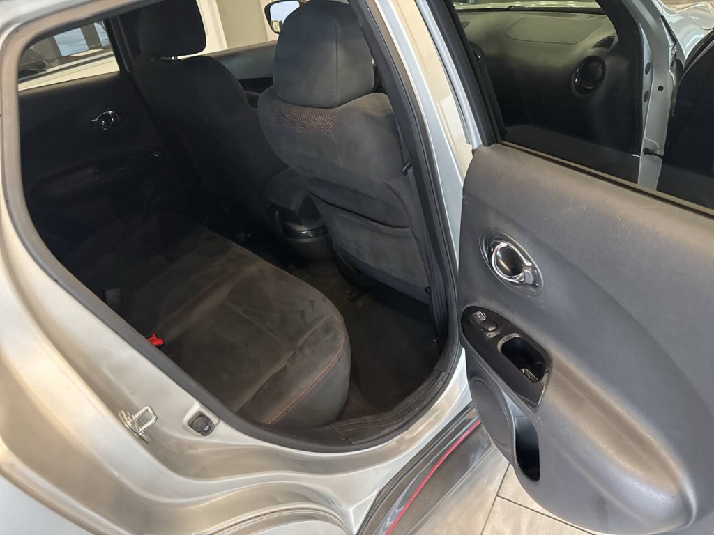 2015 Nissan Juke Image 21