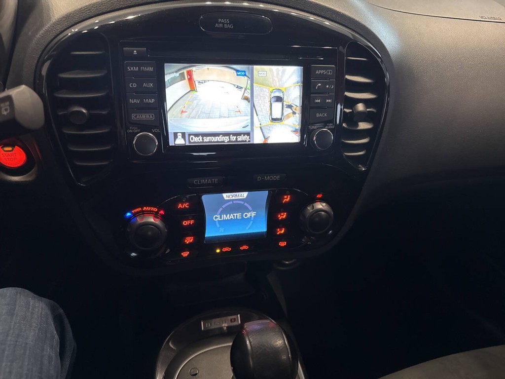 2015 Nissan Juke Image 37