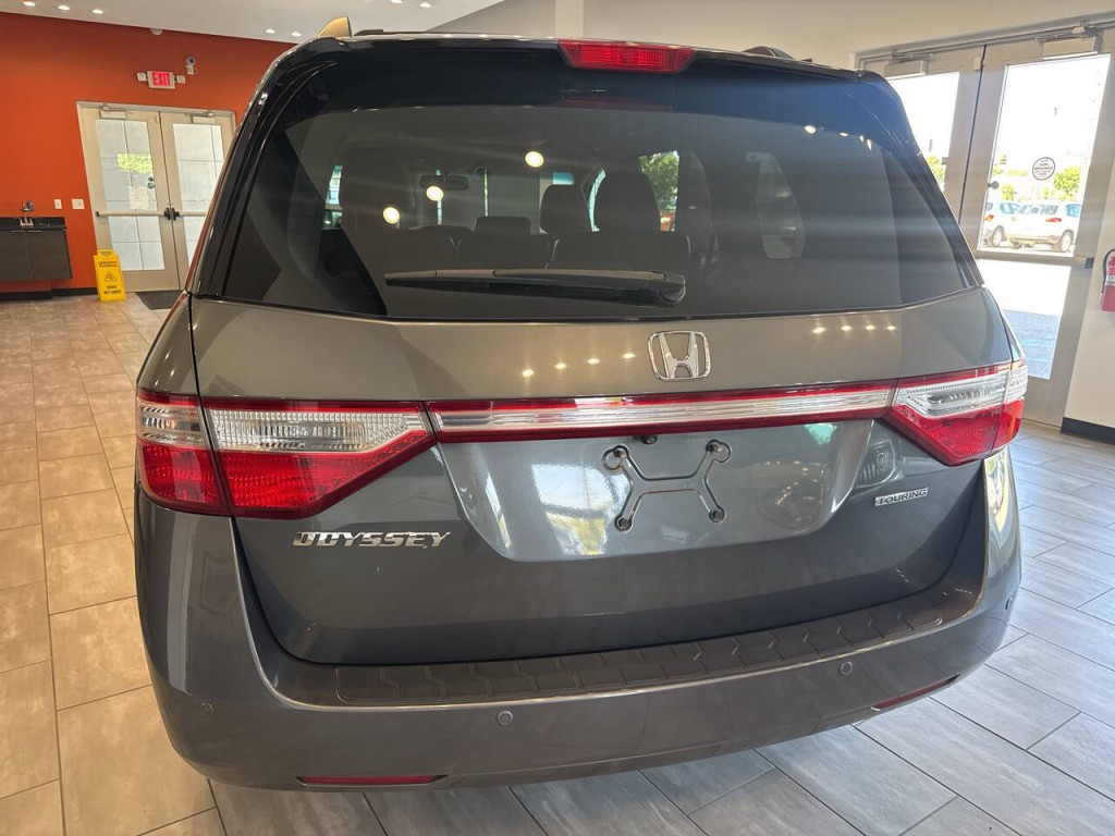 2012 Honda Odyssey Image 9