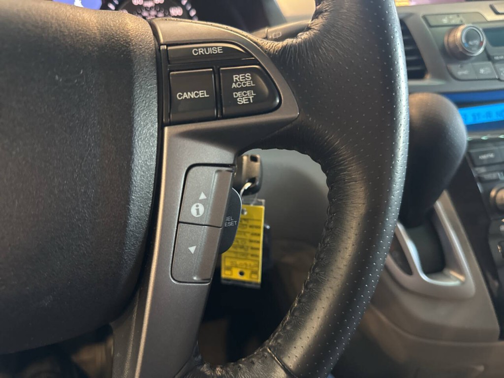 2012 Honda Odyssey Image 26