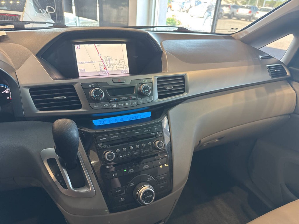 2012 Honda Odyssey Image 27