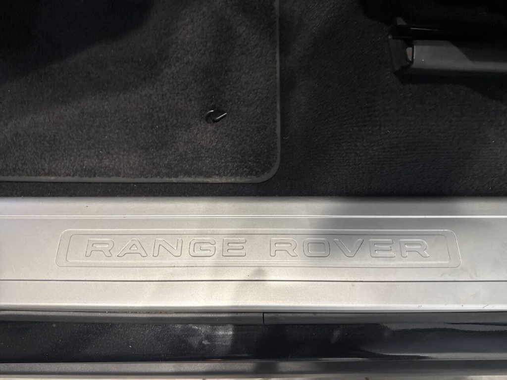 2016 Land Rover Range Rover Sport Image 27