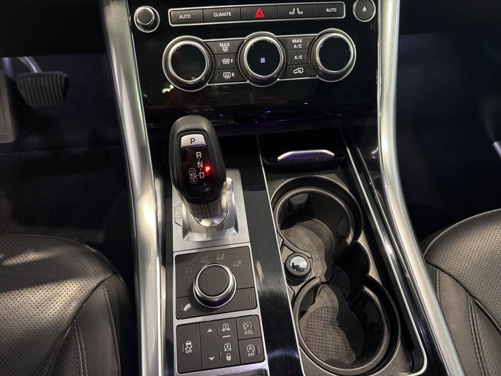 2016 Land Rover Range Rover Sport Image 30