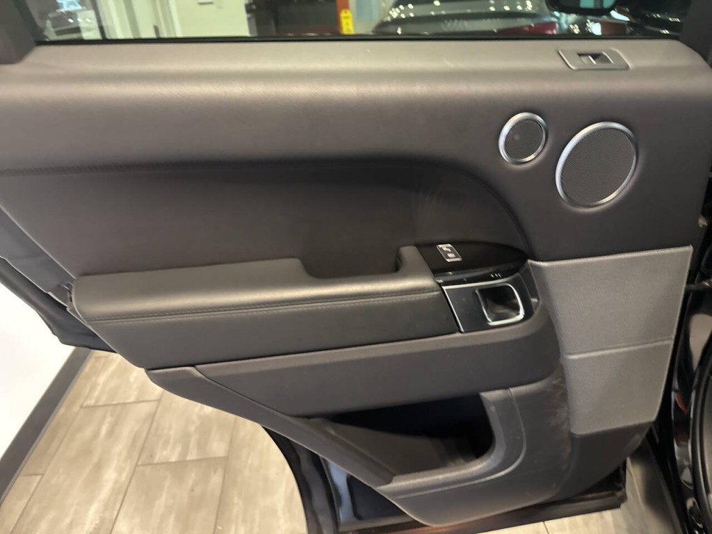2016 Land Rover Range Rover Sport Image 35