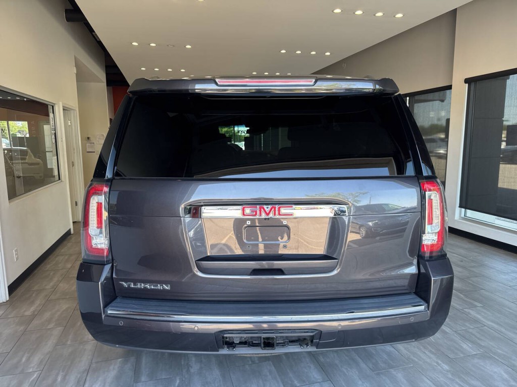 2018 GMC Yukon Image 12
