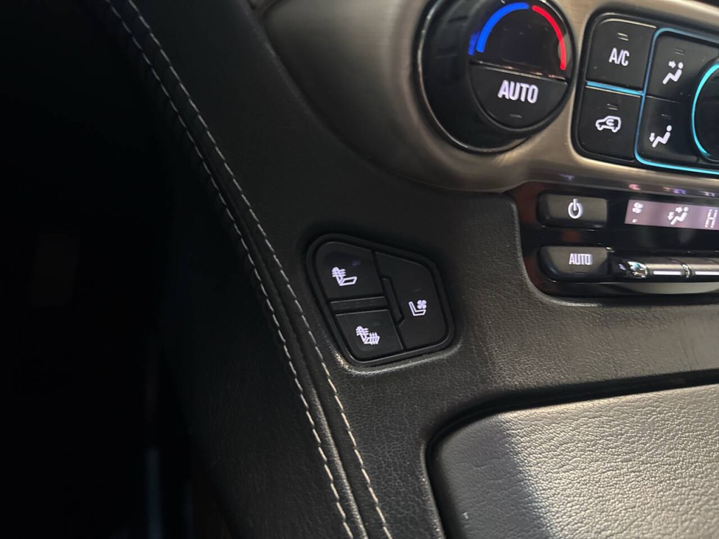 2018 GMC Yukon Image 32
