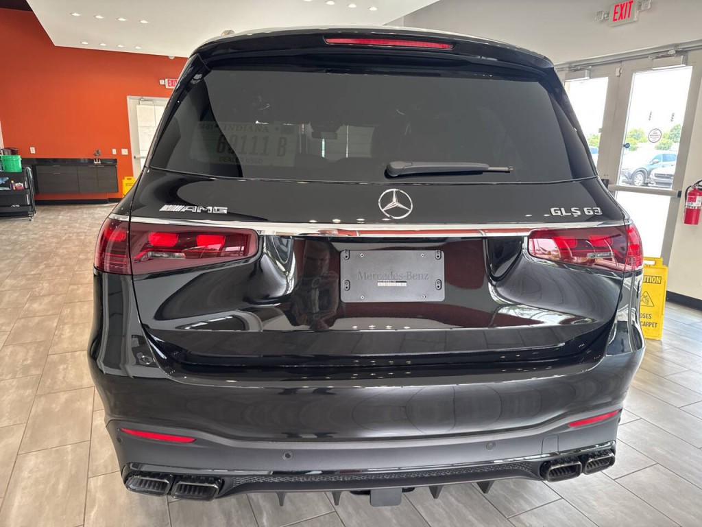 2025 Mercedes-Benz GLS-Class Image 21