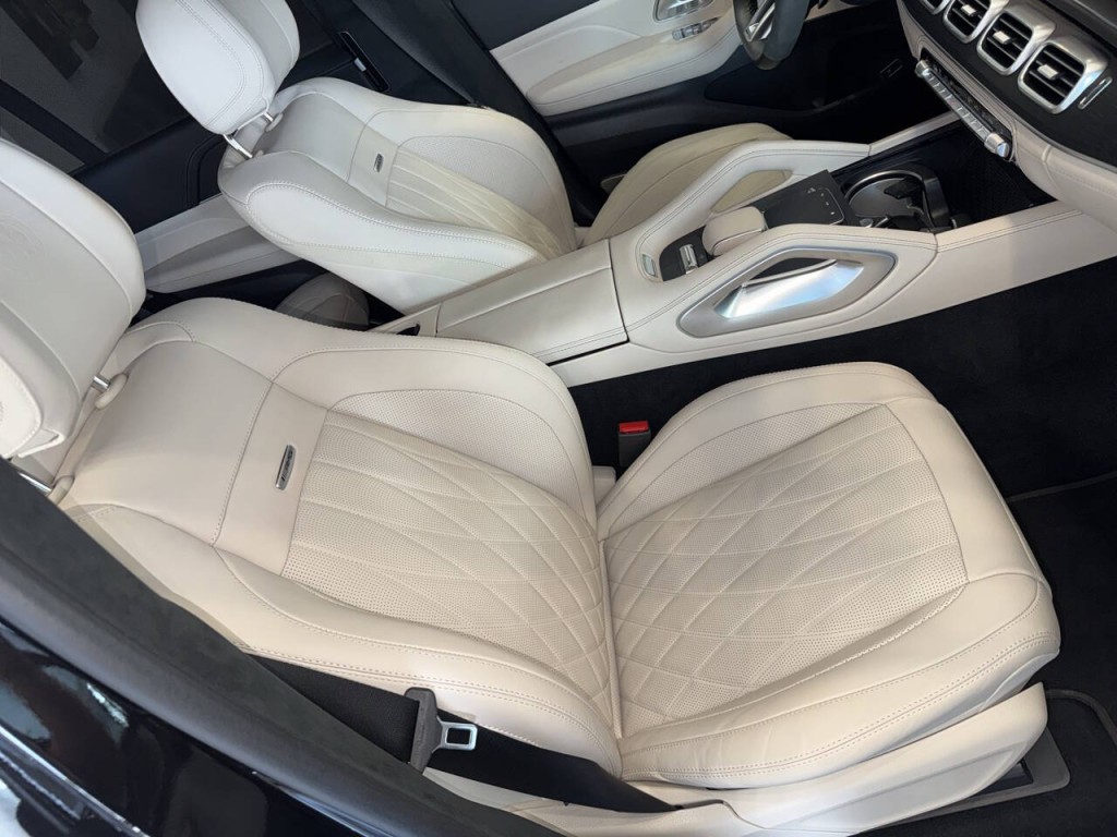 2025 Mercedes-Benz GLS-Class Image 30