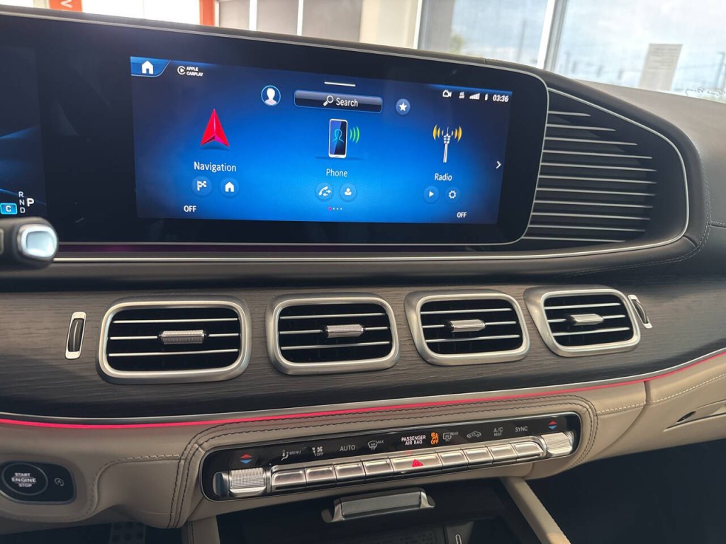 2025 Mercedes-Benz GLS-Class Image 35