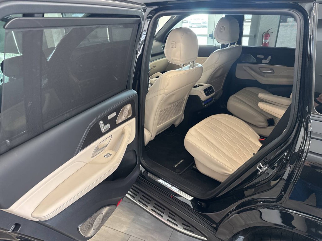 2025 Mercedes-Benz GLS-Class Image 40