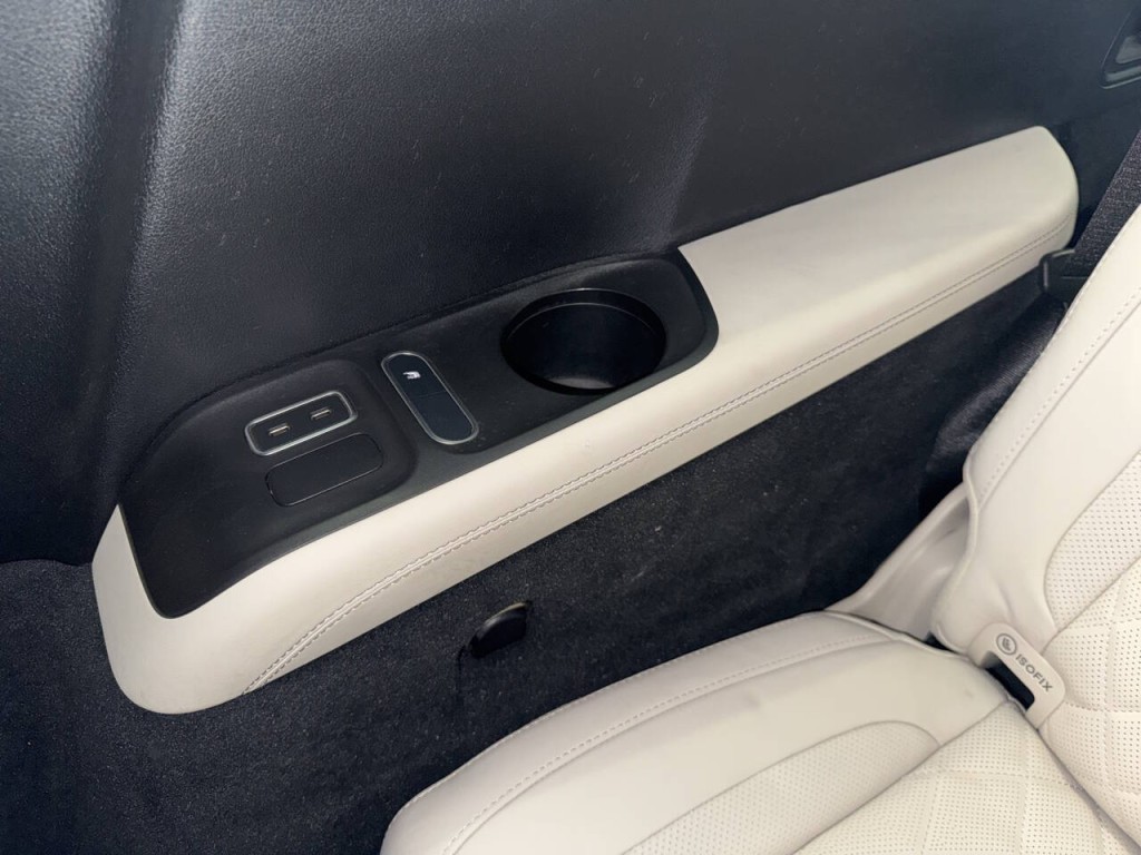 2025 Mercedes-Benz GLS-Class Image 45