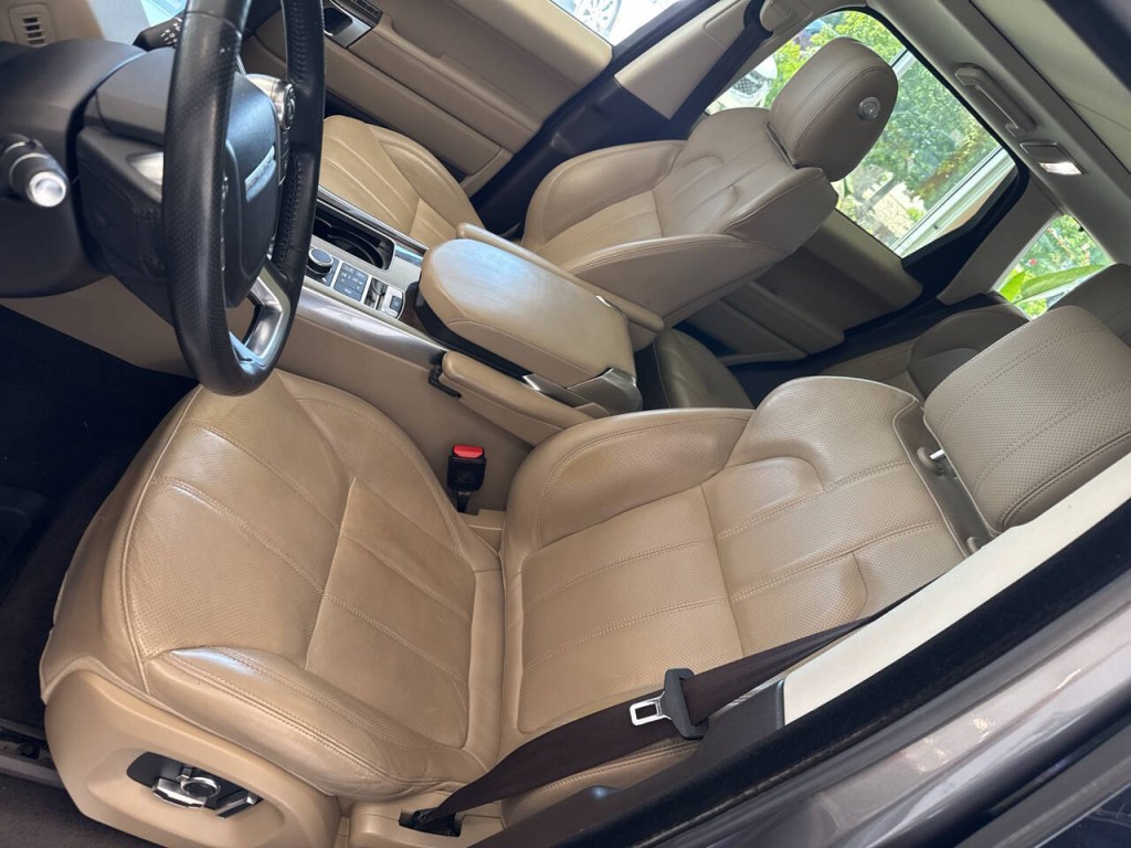 2017 Land Rover Range Rover Sport Image 25