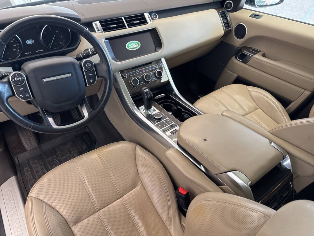 2017 Land Rover Range Rover Sport Image 31