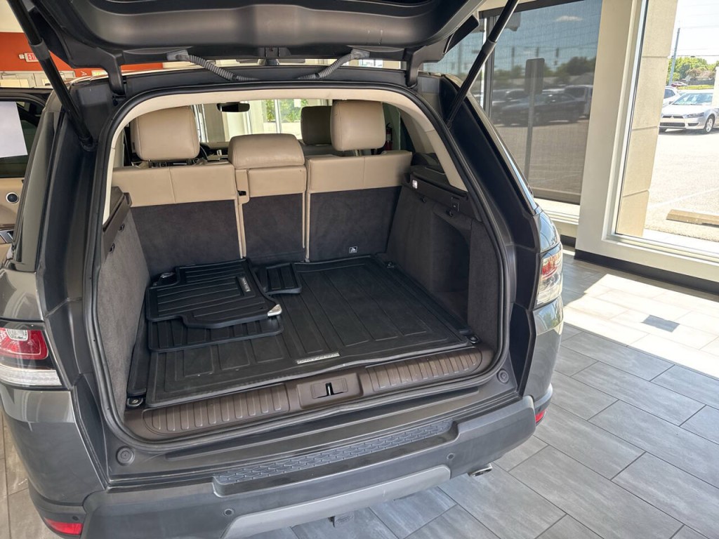 2017 Land Rover Range Rover Sport Image 32