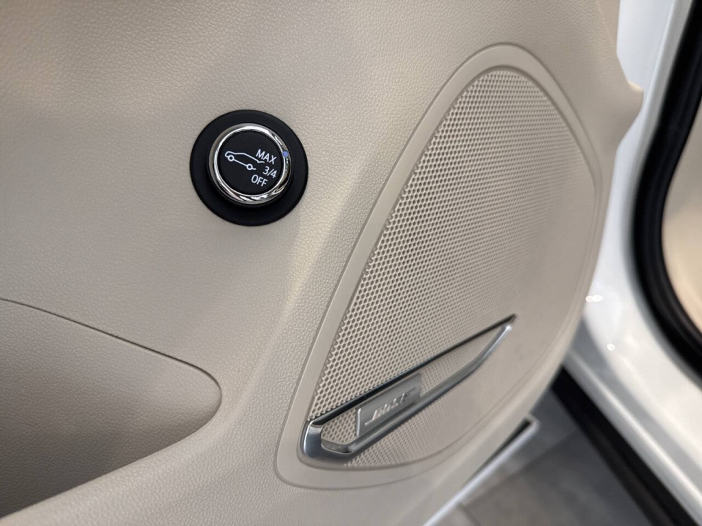 2023 Buick Envision Image 16