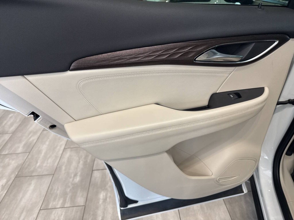 2023 Buick Envision Image 36