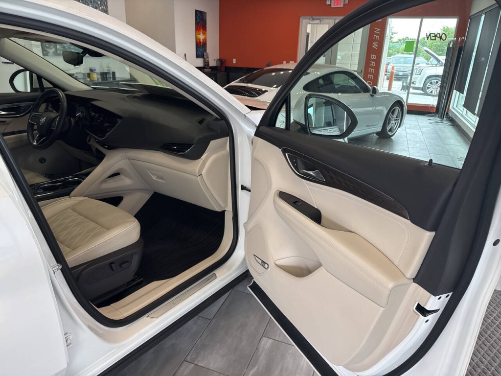 2023 Buick Envision Image 48